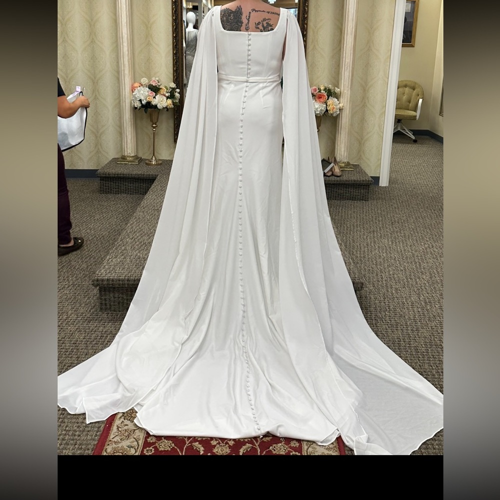 Detachable Bridal Sleeve